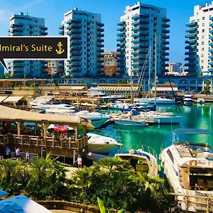  Apartment Admirals Suite,
